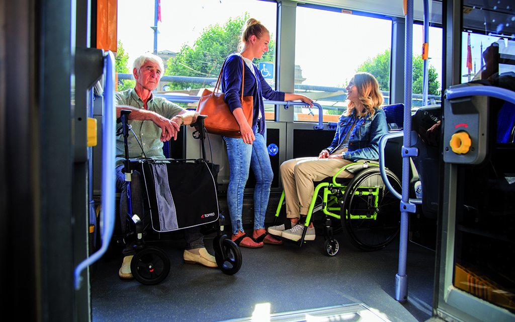 Verschiedene Menschen-Gruppen im Bus 2