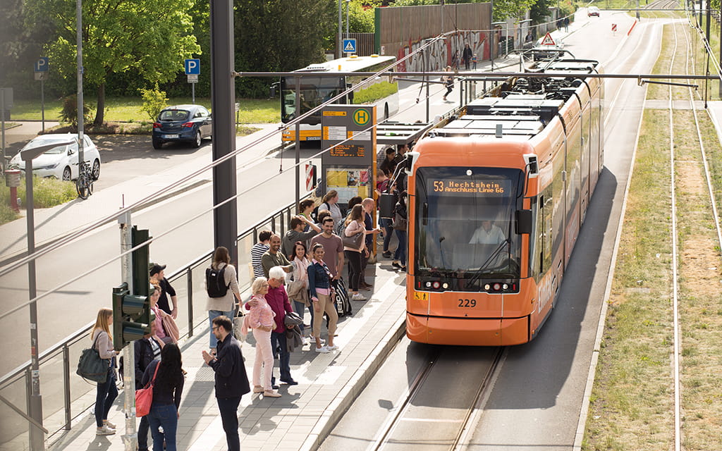 Straßenbahnhaltestelle Friedrich-von-Pfeiffer-Weg