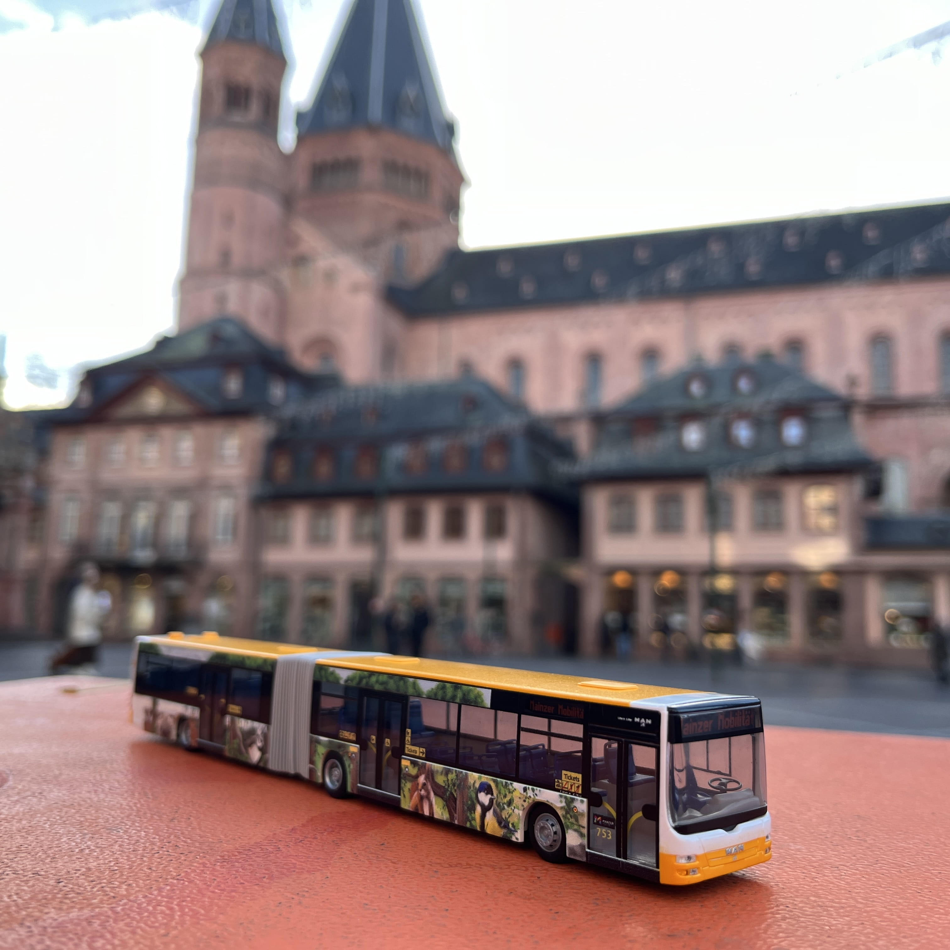 Produktfoto des Graffitibusses als Modell
