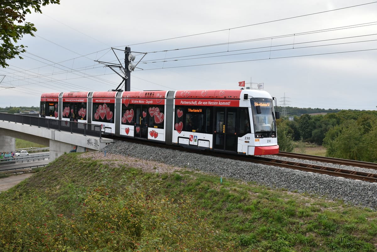 Straßenbahn des Typs Variobahn